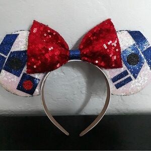 R2-D2 Sequin Bow Ears Headband
